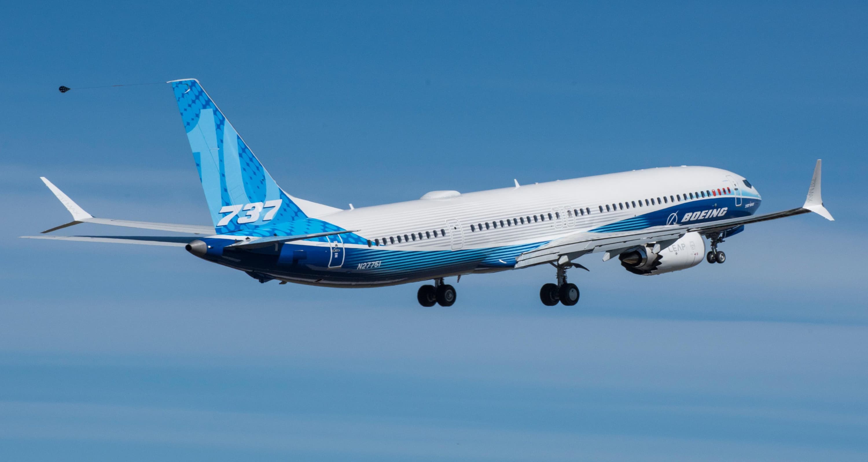 B737 Max 10