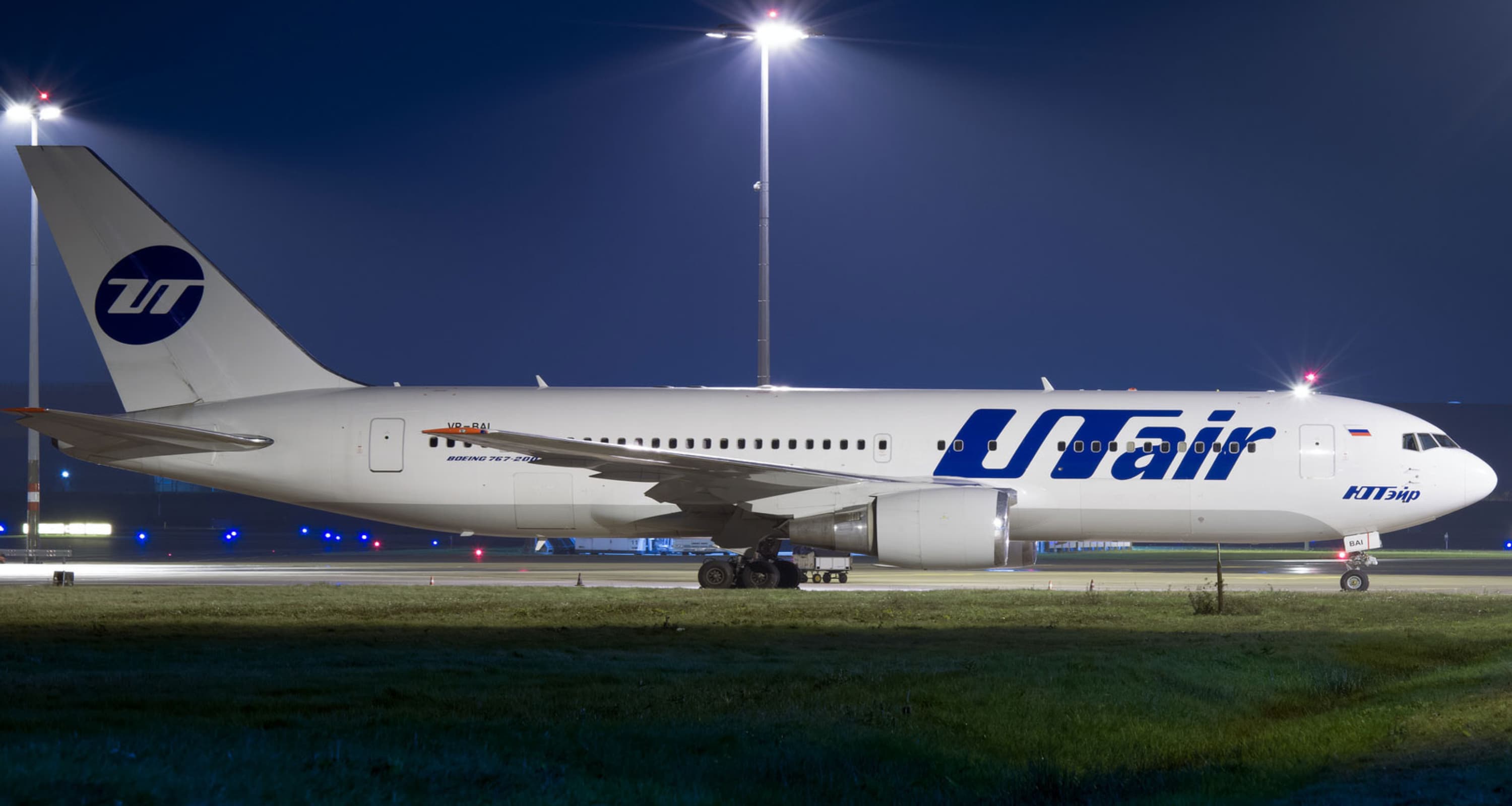 B767-200
