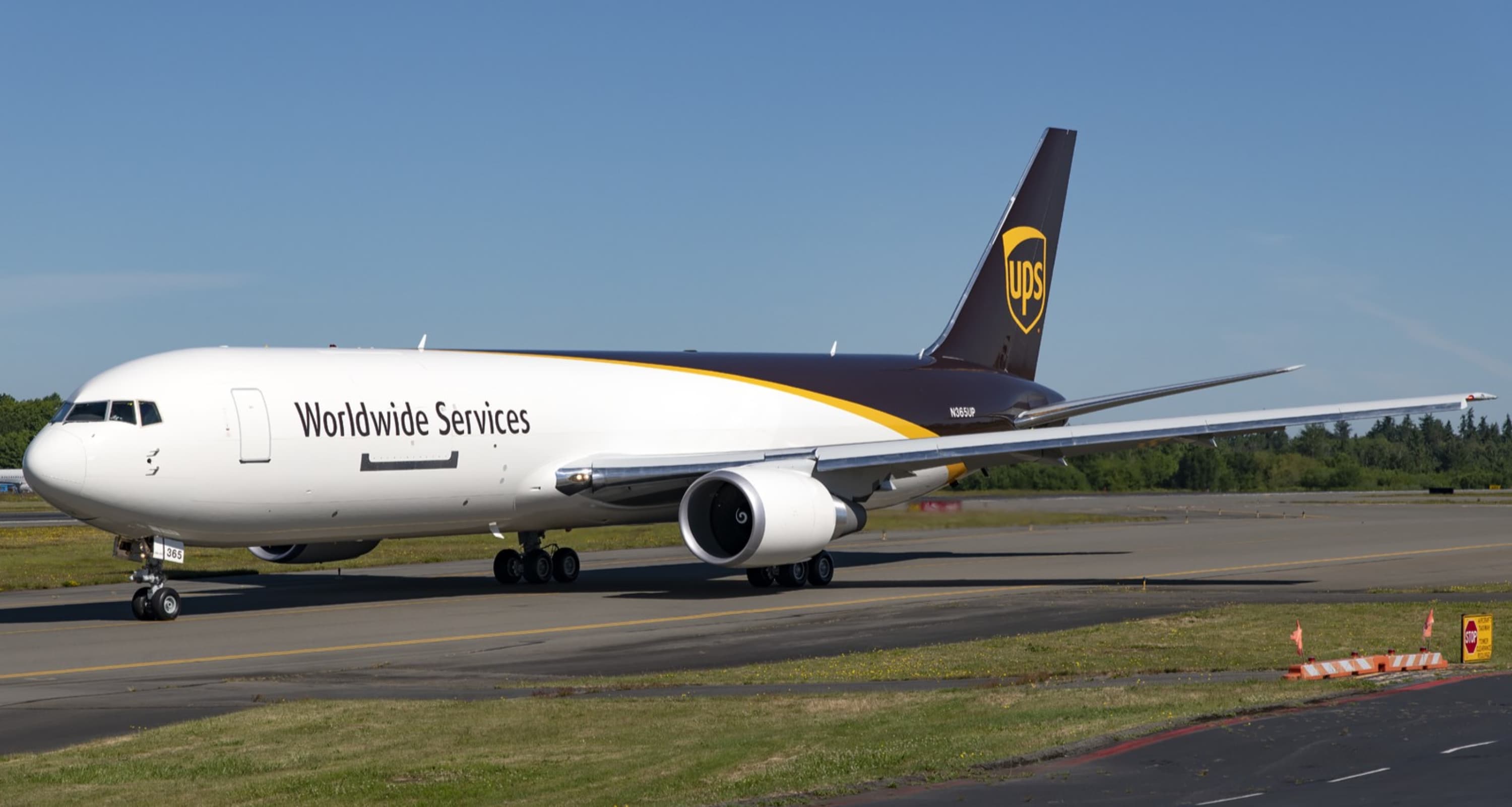 B767-300F