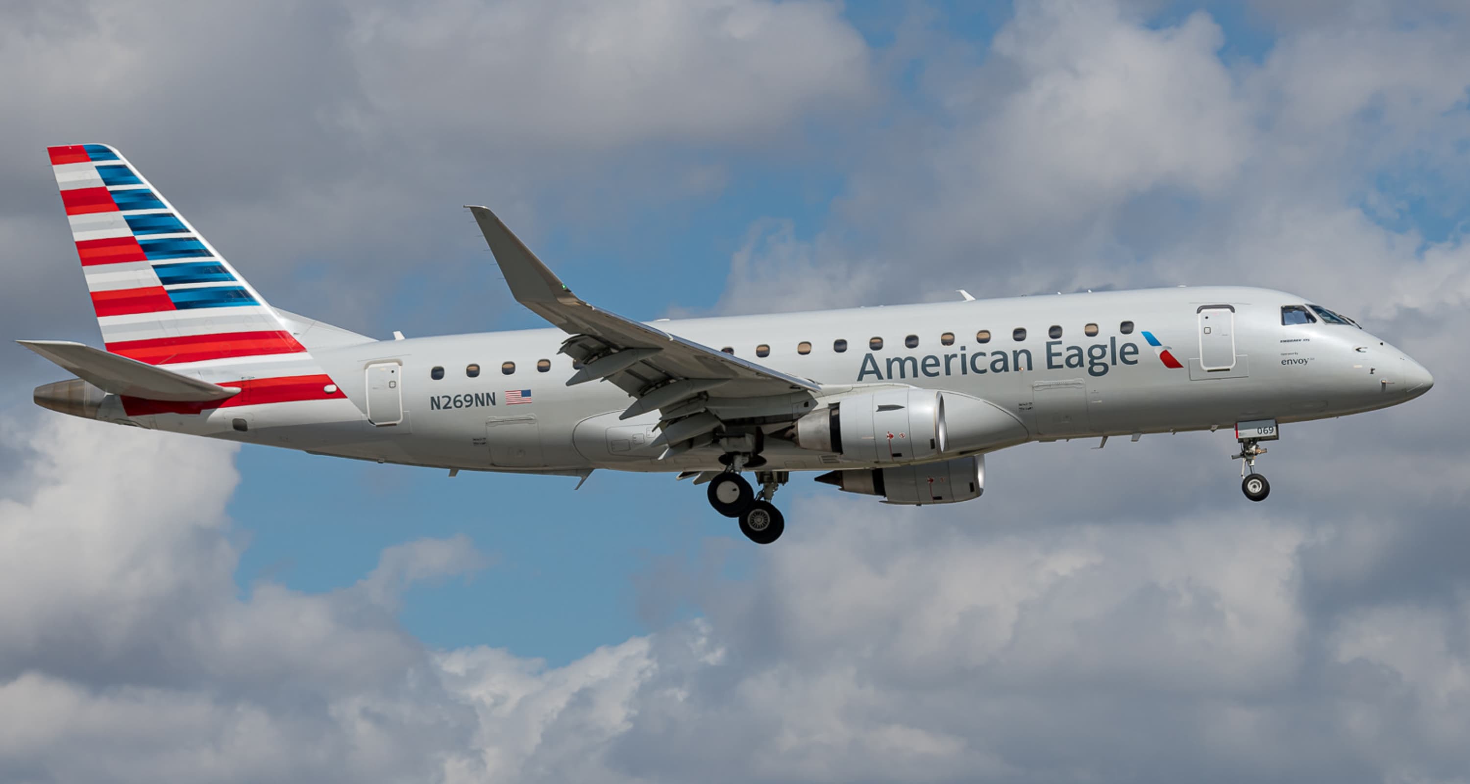 E175